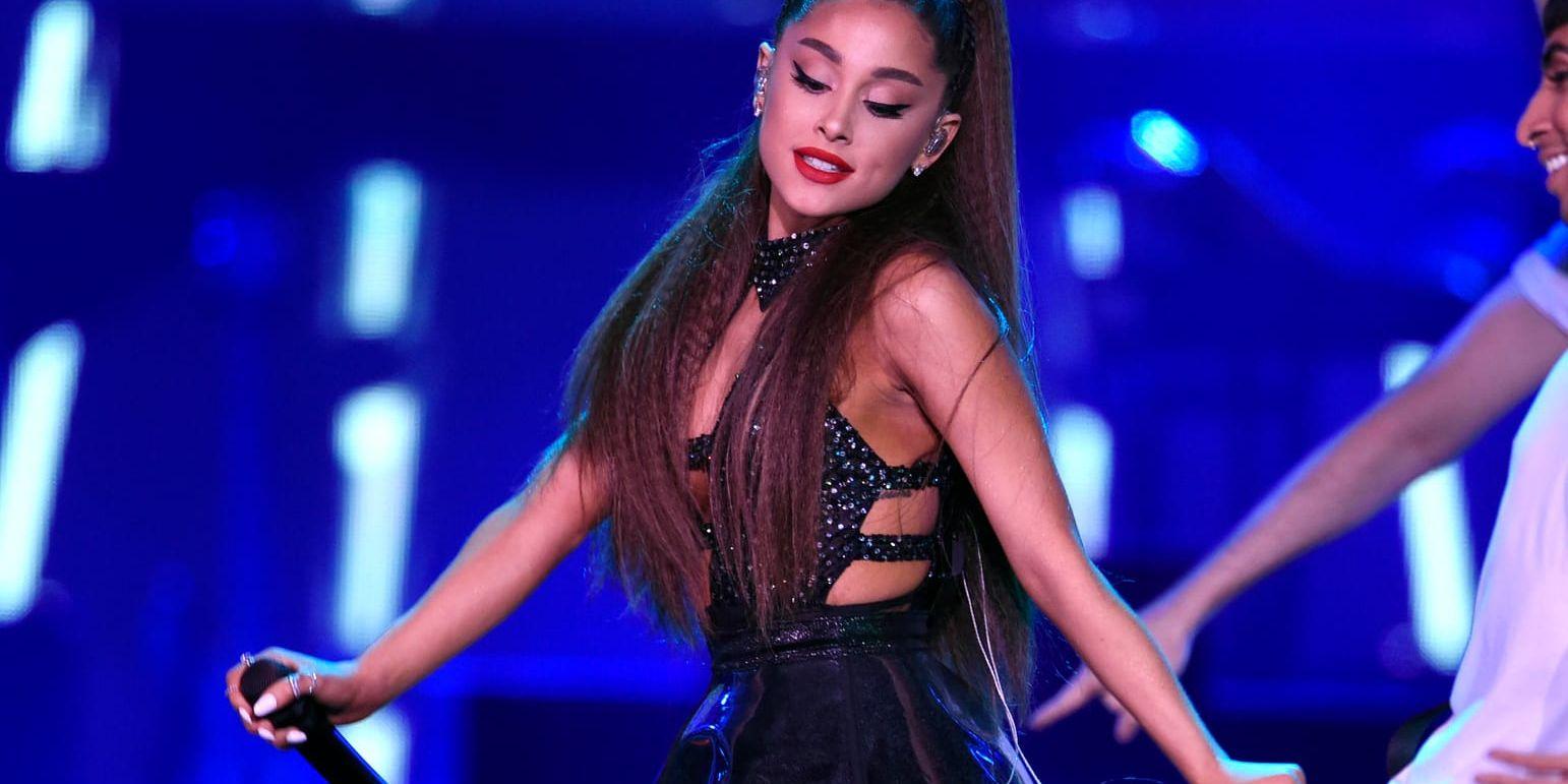 Den amerikanska artisten Ariana Grande ligger etta på Billboard Hot 100. Arkivbild.