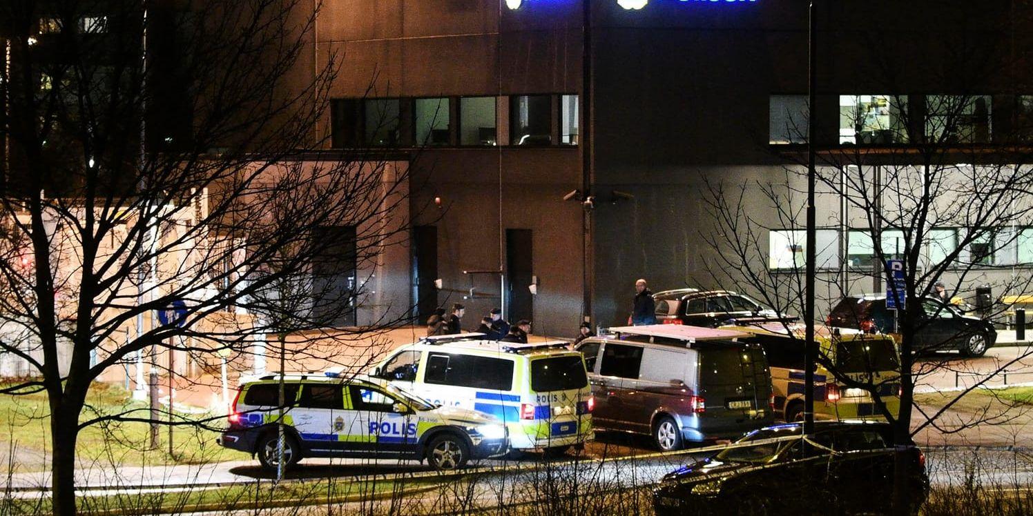 Ett föremål exploderade i mitten av januari på gården vid polisstationen i Rosengård. Arkivbild.