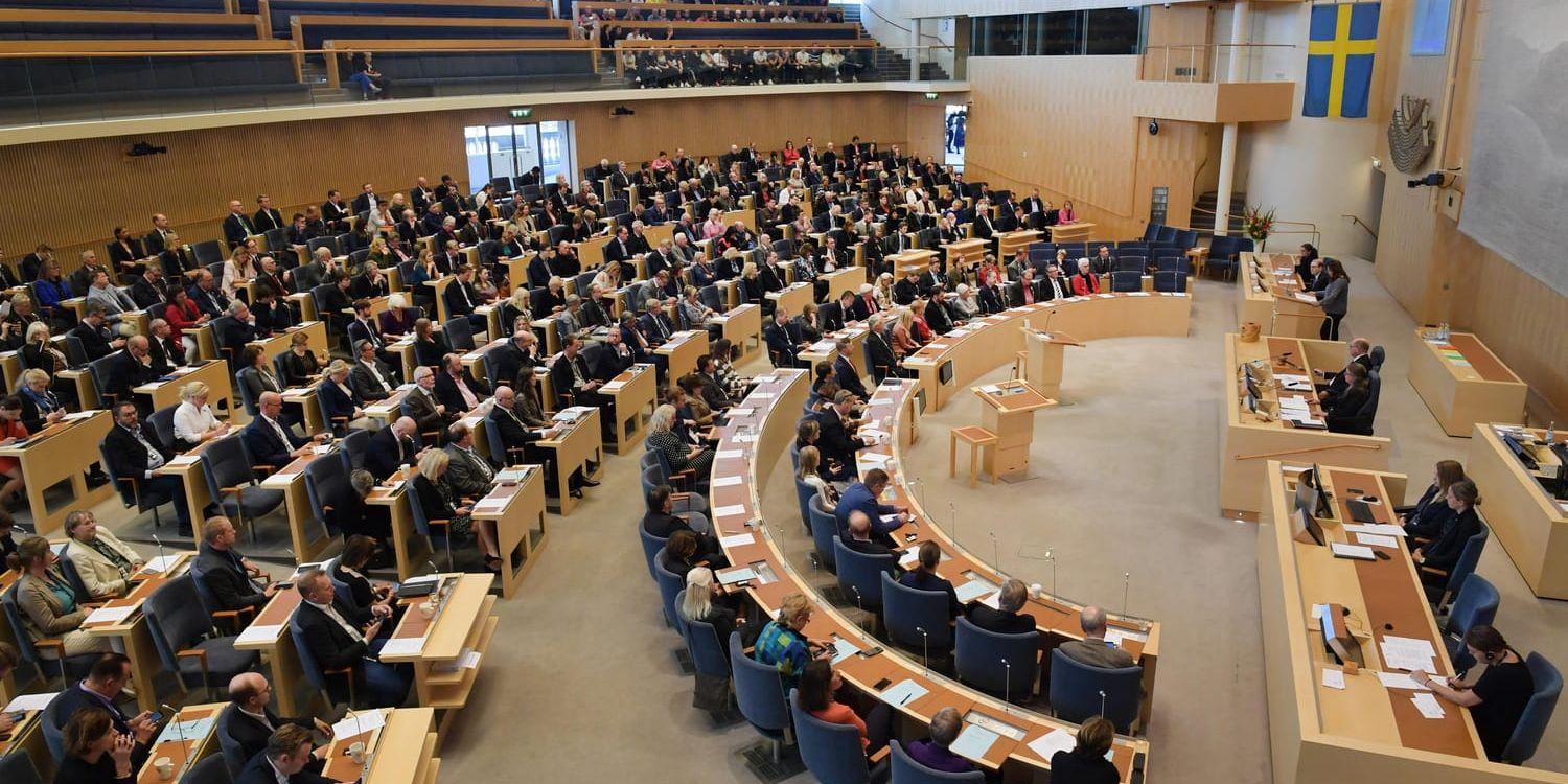 En majoritet i Sveriges riksdag är positiva till att utreda införandet av ett tredje juridiskt kön. Arkivbild.