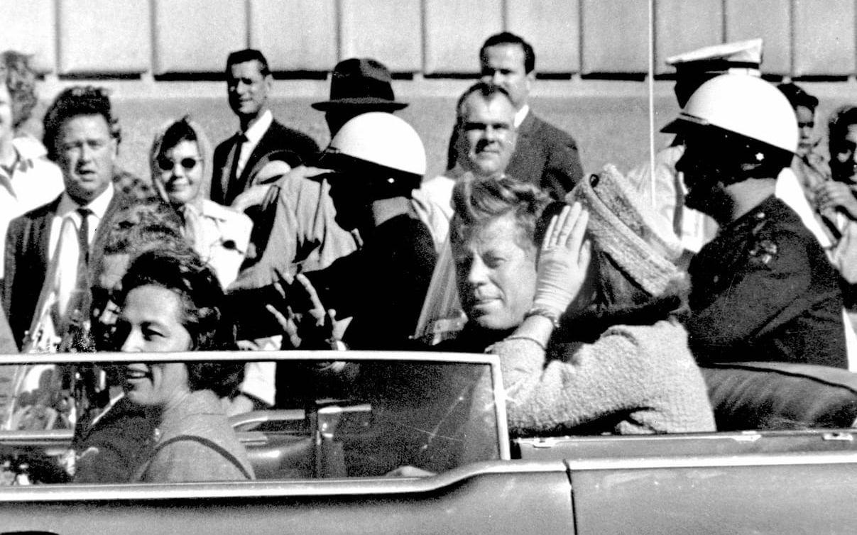John F Kennedy mördades under en parad i Dallas den 22 november 1963. Bild: arkiv