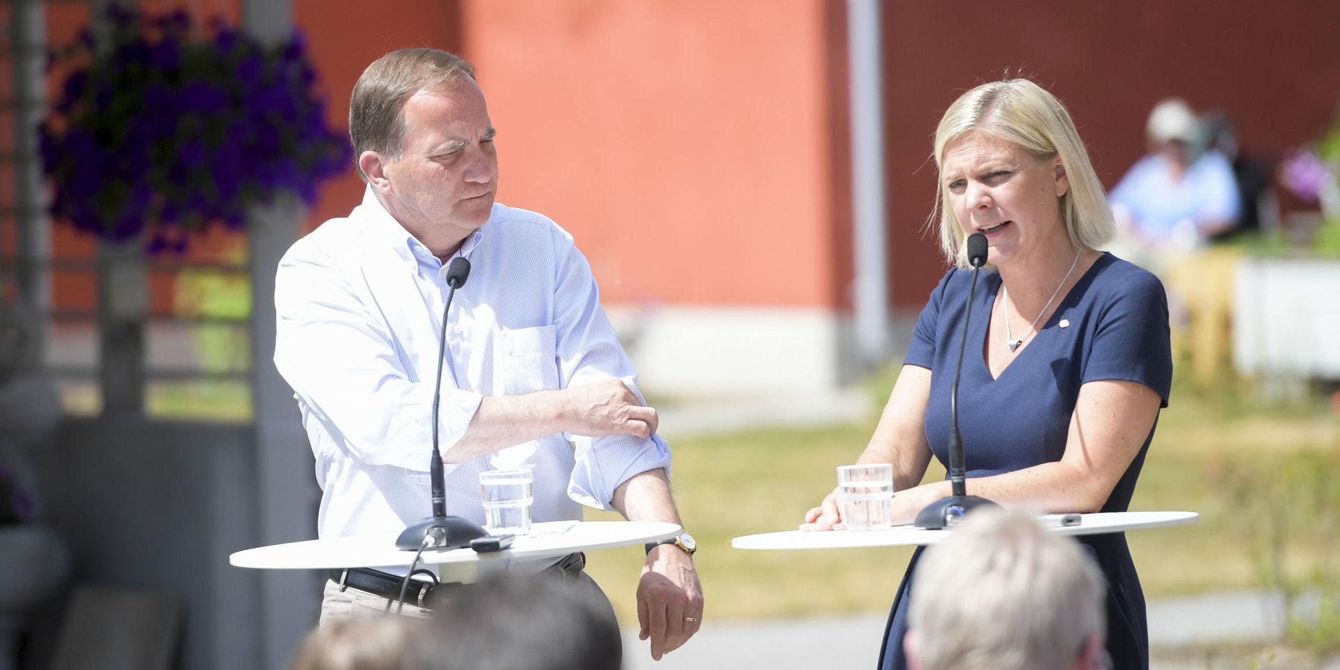 Statsminister Stefan Löfven (S) och finansminister Magdalena Andersson (S) vill finansiera höjda pensioner med höjd skatt.
