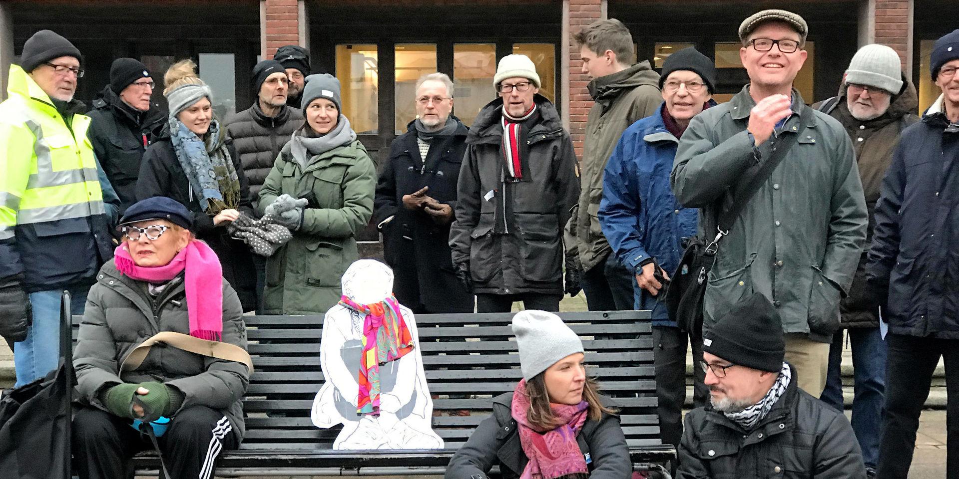 Aktion. Klimataktion Halmstad anordnar varje fredag en manifestation framför Rådhuset i Halmstad för att påverka politikerna.