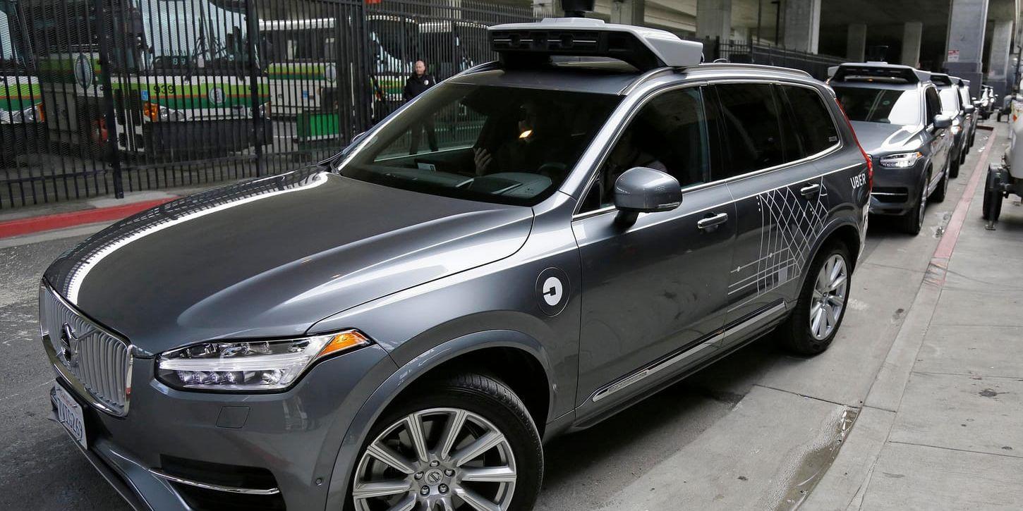 Uber har stoppat sin verksamhet med självkörande bilar i Arizona i USA efter att en av deras bilar, en Volvo XC90, kört ihjäl en kvinna. Arkivbild.