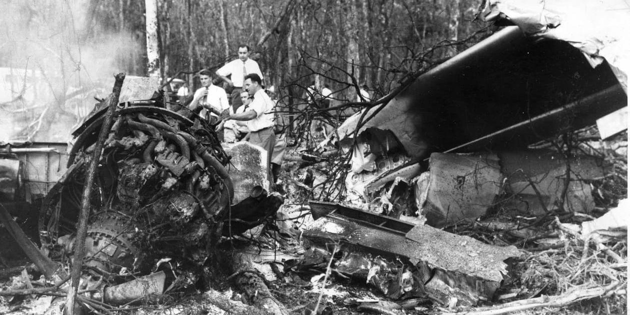 Vrakresterna efter den DC-6:a som störtade utanför Ndola i nuvarande Zambia. Samtliga 16 ombord, inklusive FN-chefen Dag Hammarskjöld omkom. Arkivbild.