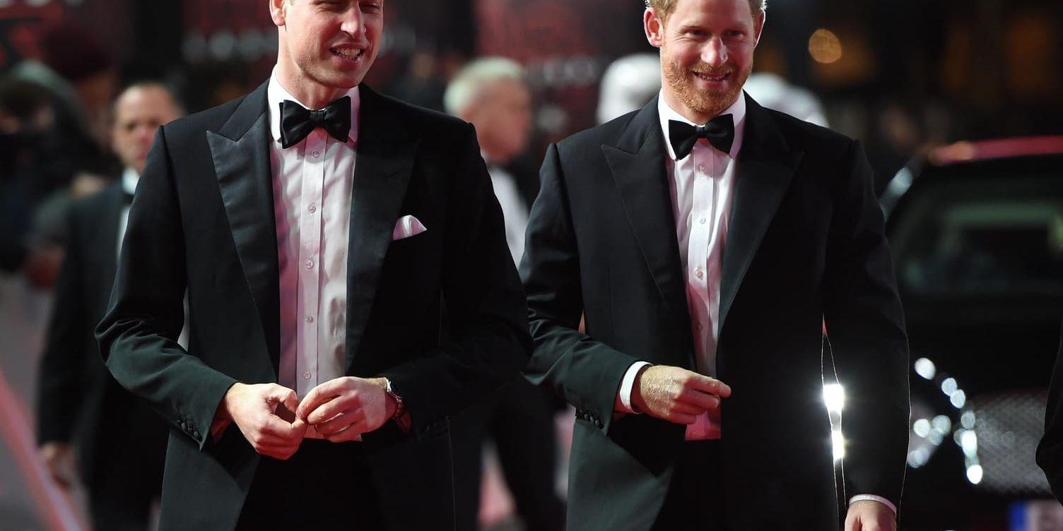 Prins William (till vänster) blir best man när hans bror prins Harry gifter sig med Meghan Markle. Arkivbild.