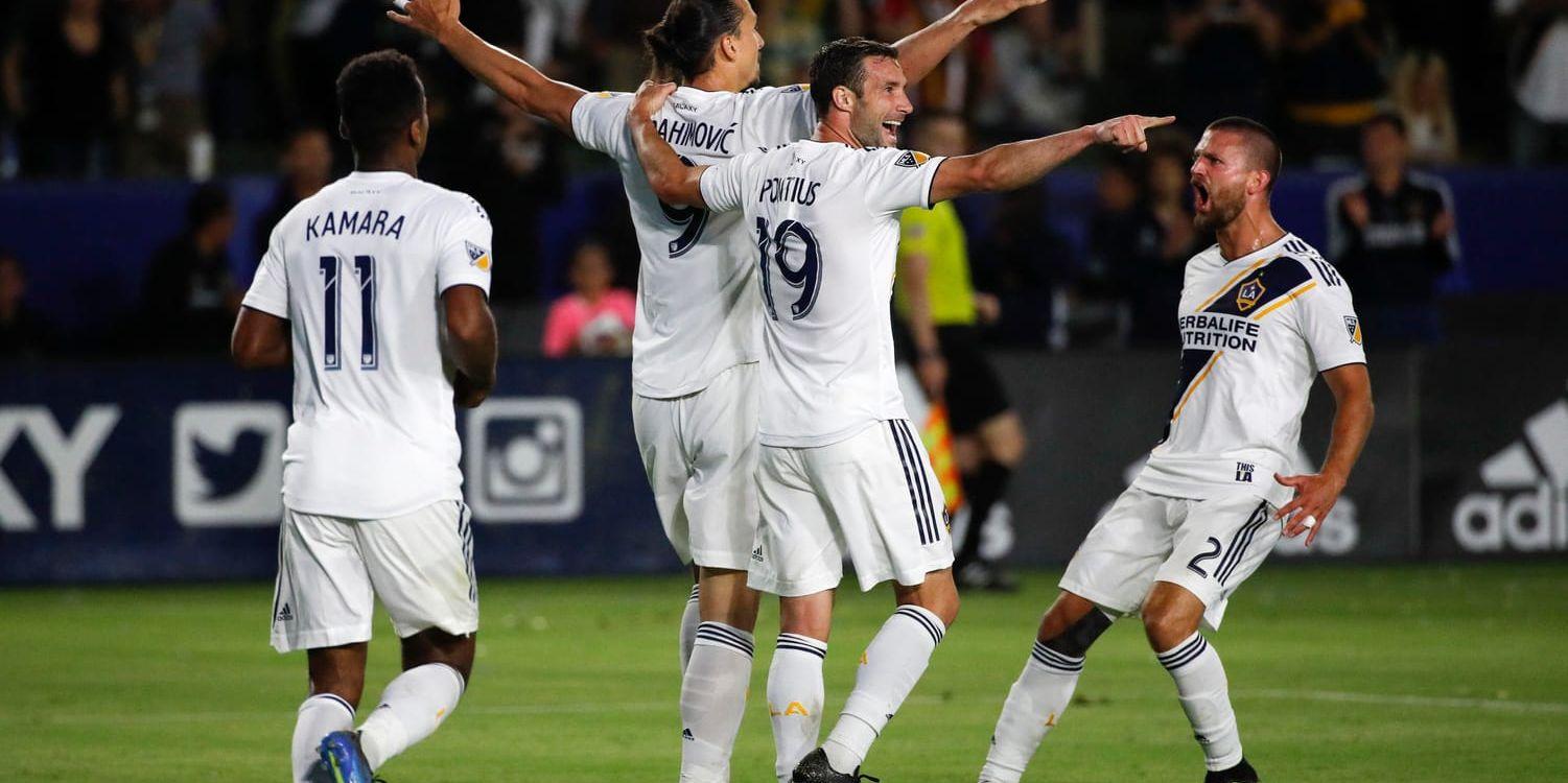 LA Galaxys Zlatan Ibrahimovic firar mål i en annan match. Arkivbild.