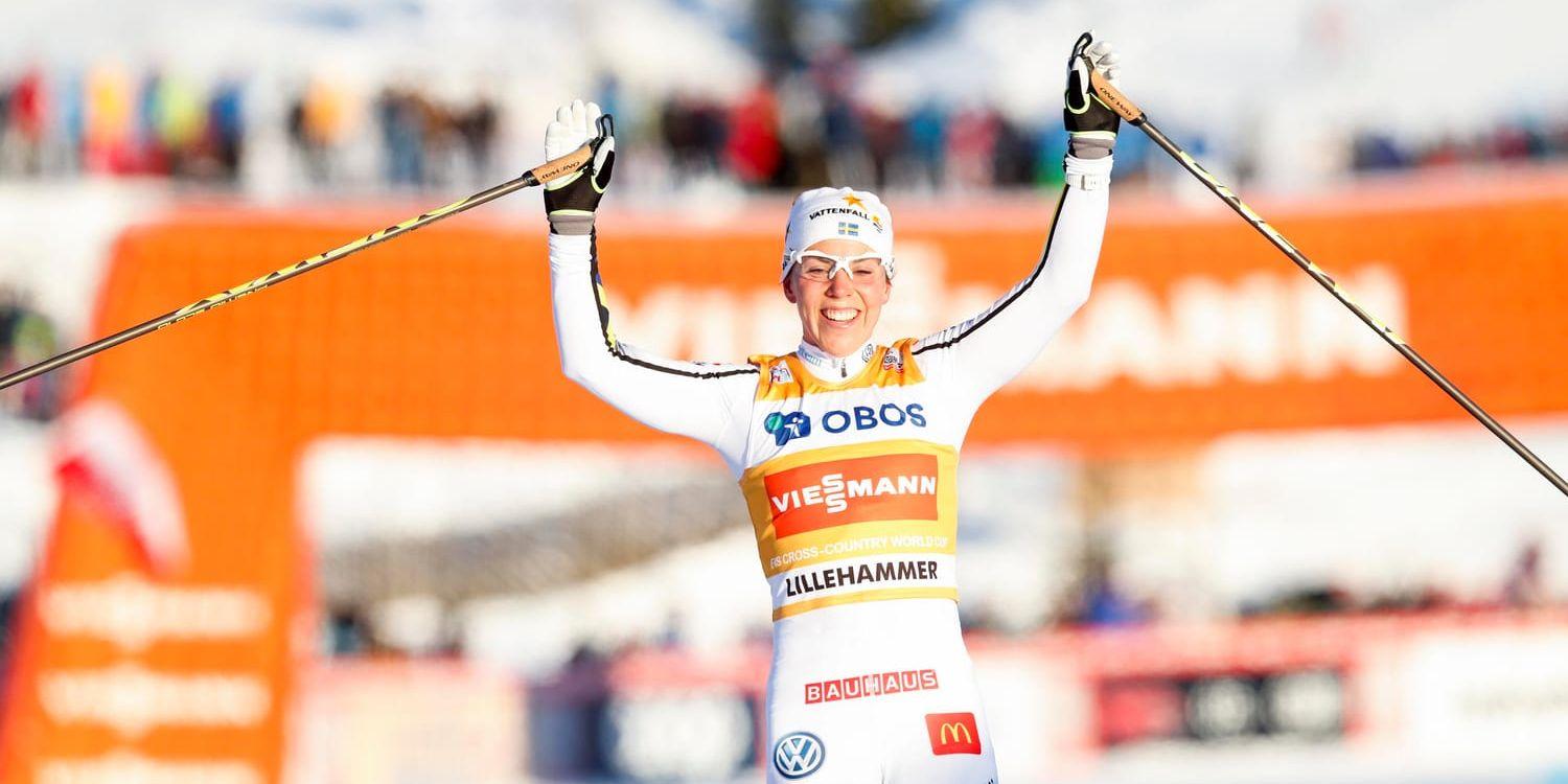 Charlotte Kalla vann skiathlontävlingen i Lillehammer.