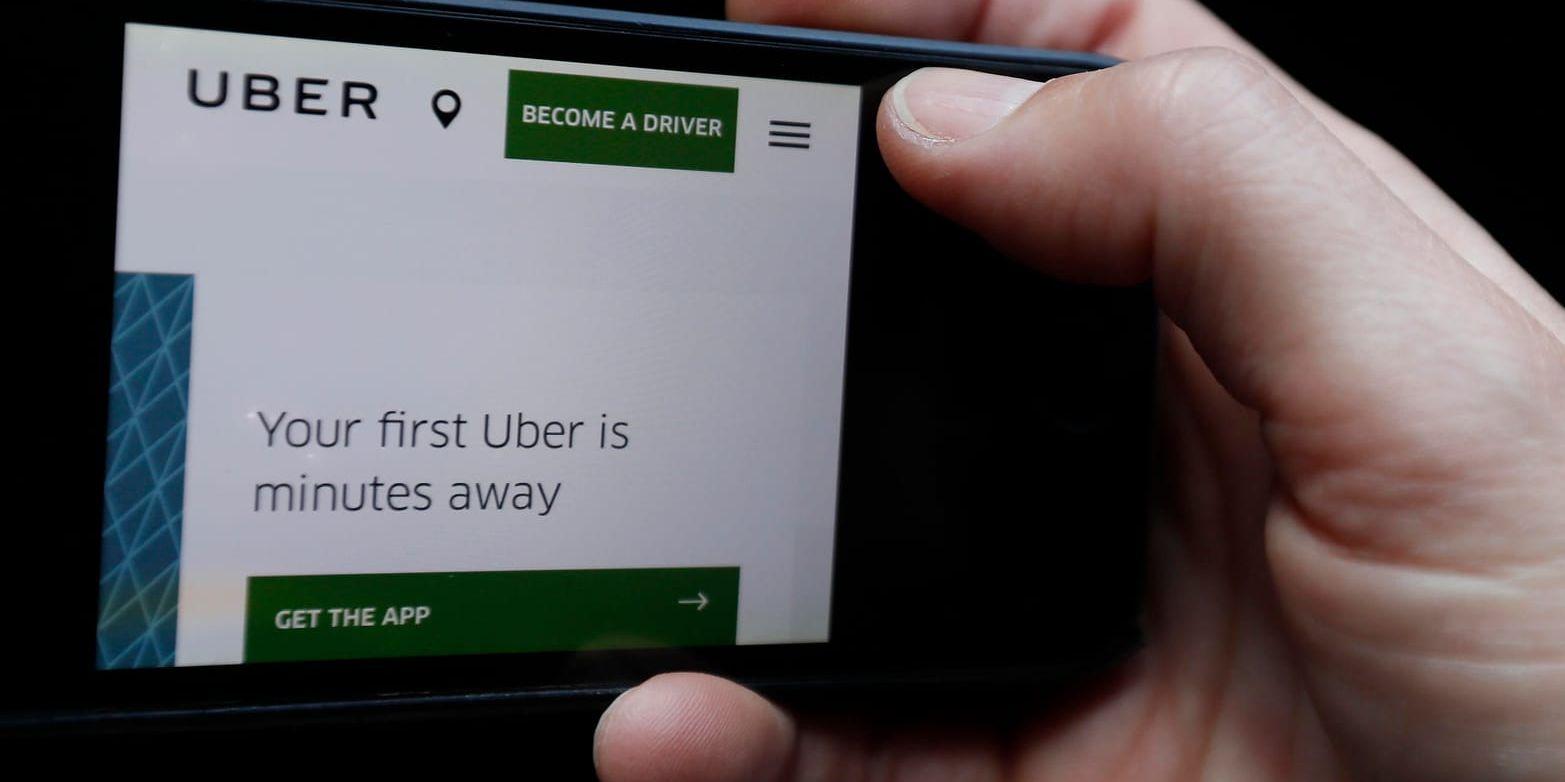 Uber får fortsätta köra på Londons gator under en testperiod. Arkivbild.