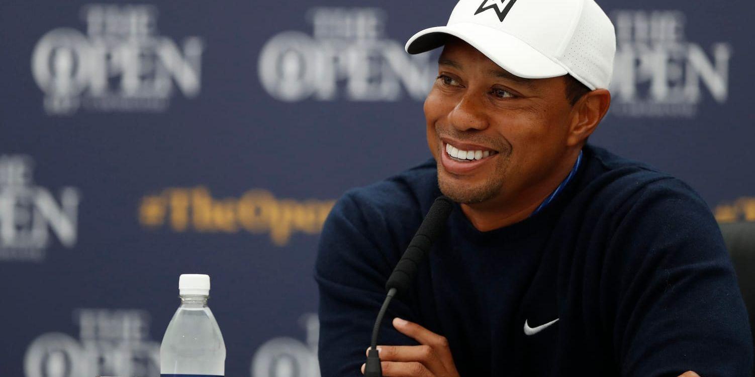 Tiger Woods är på gott humör inför årets British Open.