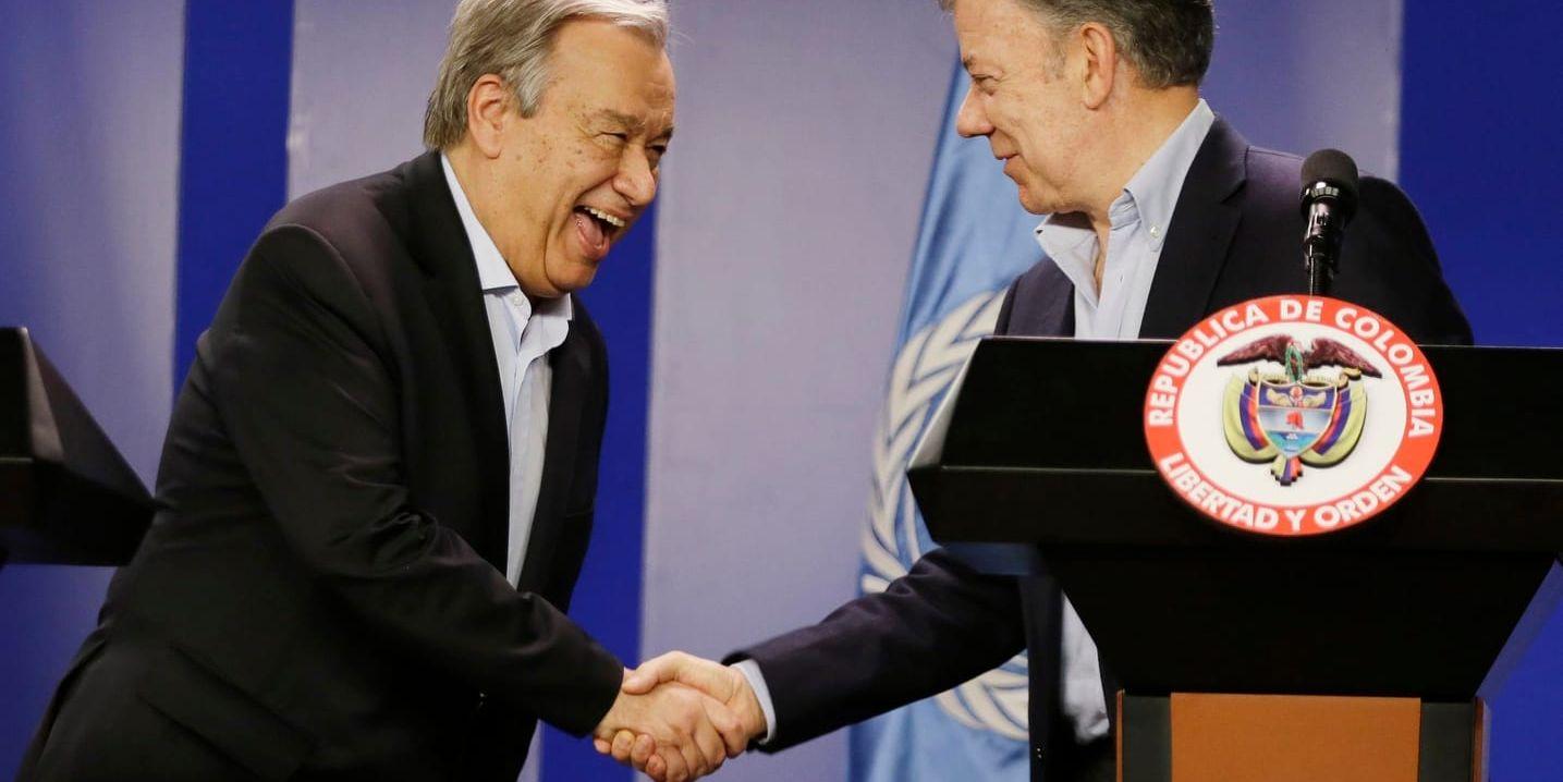 FN:s generalsekreterare António Guterres är på besök hos Colombias president Juan Manuel Santos.