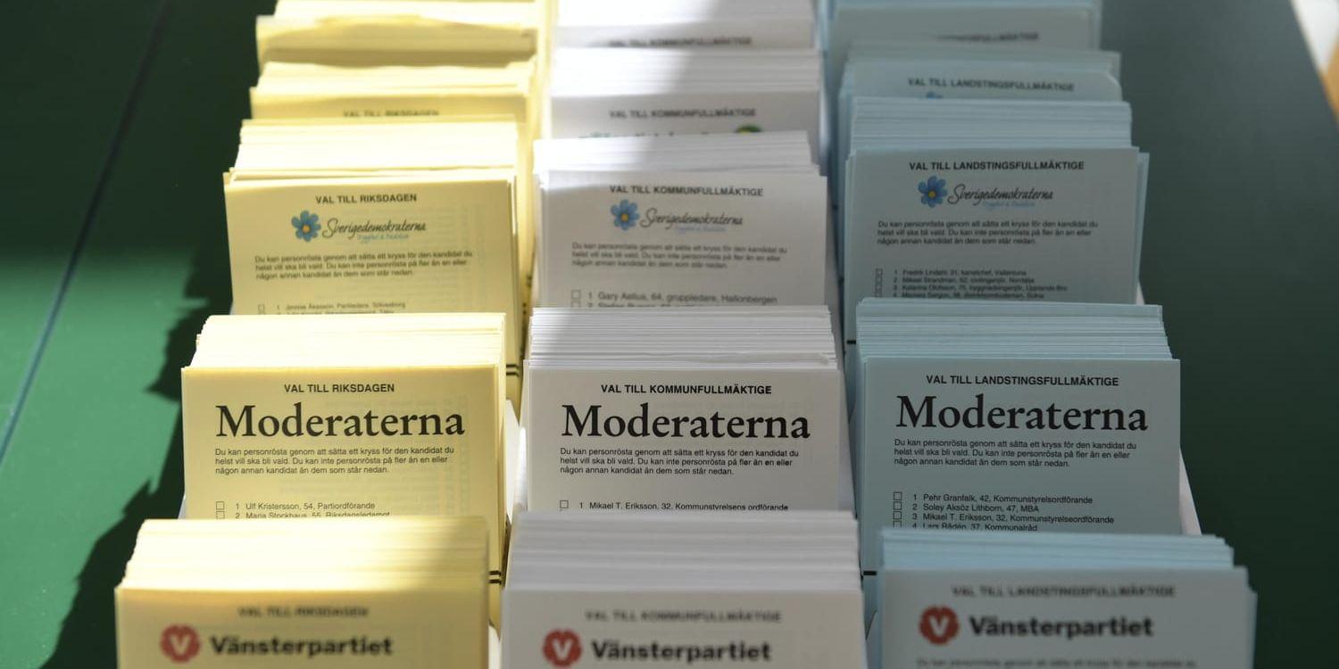 En person misstänks för att ha delat ut förkryssade valsedlar till väljare i Karlskrona. Personen har nu polisanmälts för otillbörlig valpåverkan. Arkivbild.