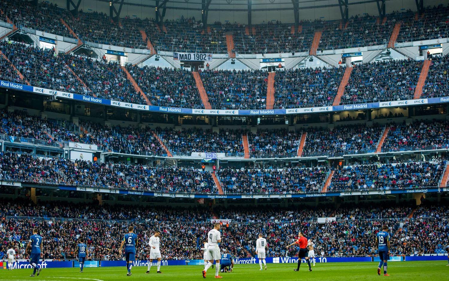 6. Real Madrids hemmaarena tar in mäktiga 81 044 åskådare men blir bara sjätte störst.