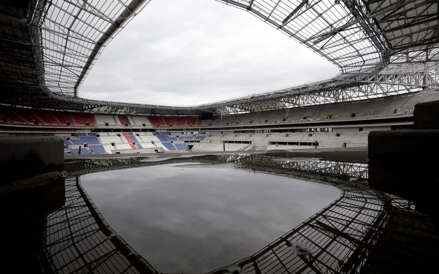 23. Stade des Lumières där Lyon spelar sina hemmamatcher tar 59 186 åskådare.