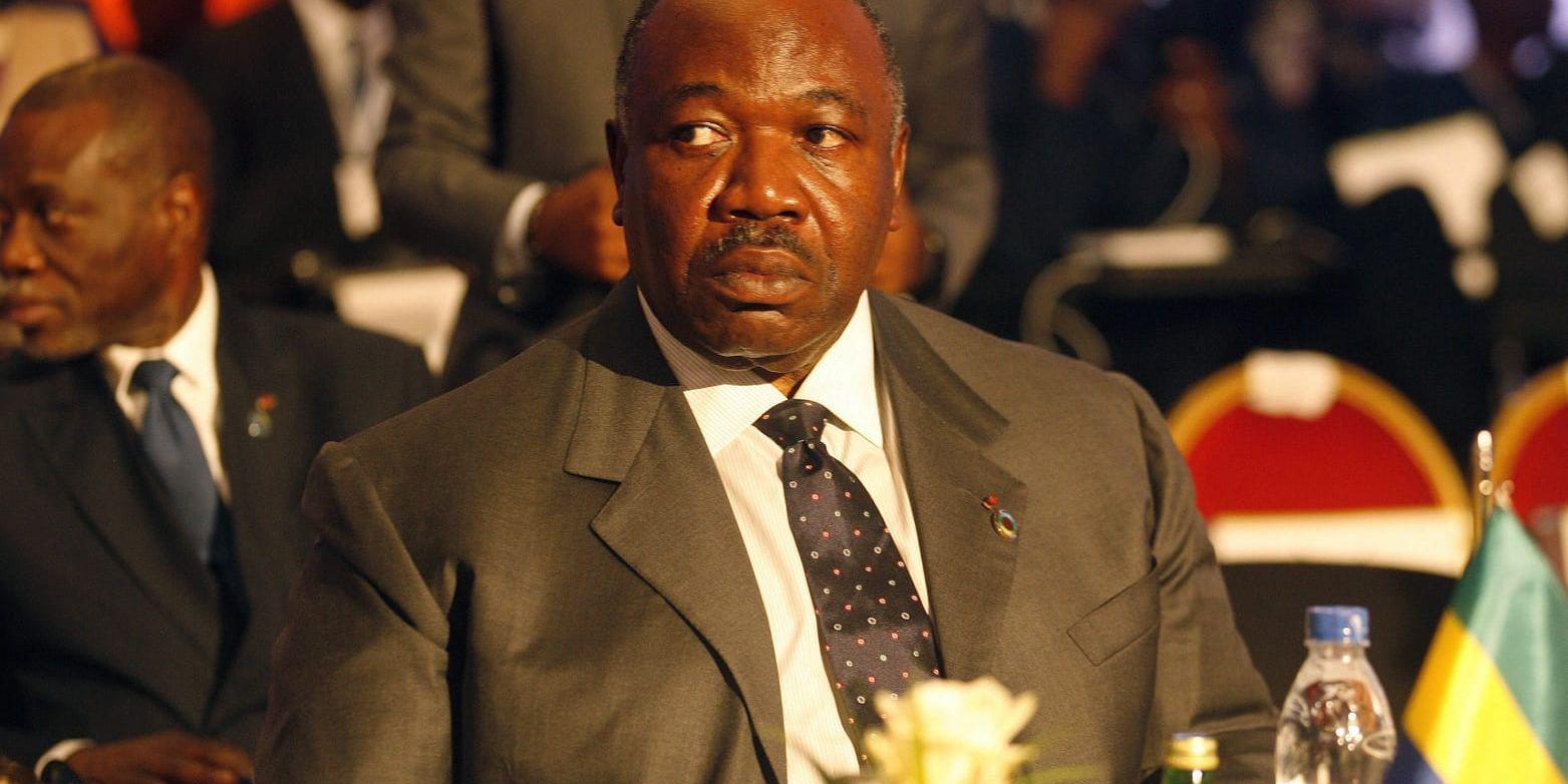 President Ali Bongo under ett möte i november.