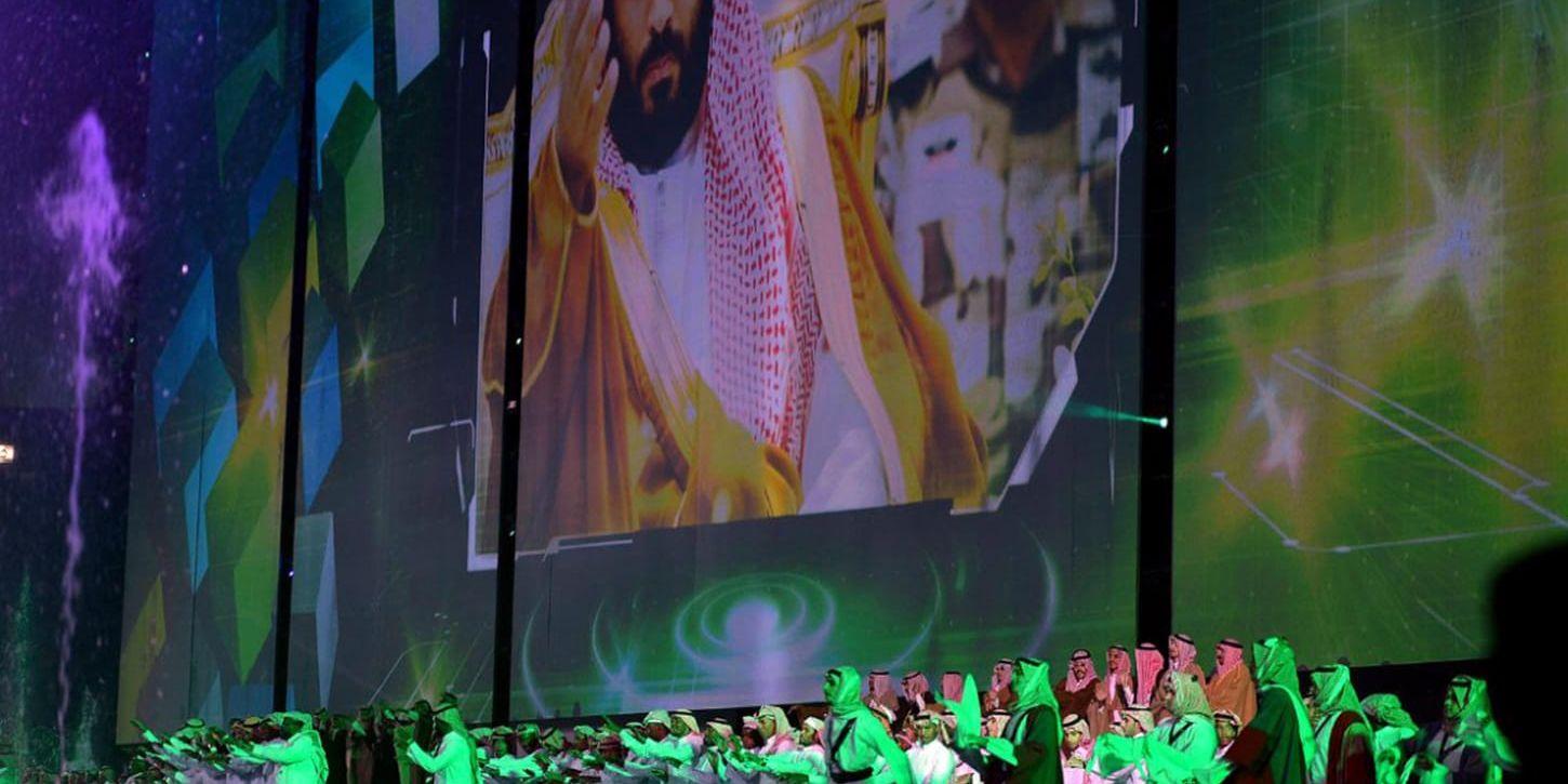 Att upphäva Saudiarabiens förbud mot allmänna biografer är ett sätt för kronprins Mohammad bin Salman att stärka sin ställning bland unga, anser journalisten och Mellanösternbedömaren Hana al-Khamri. Arkivbild.