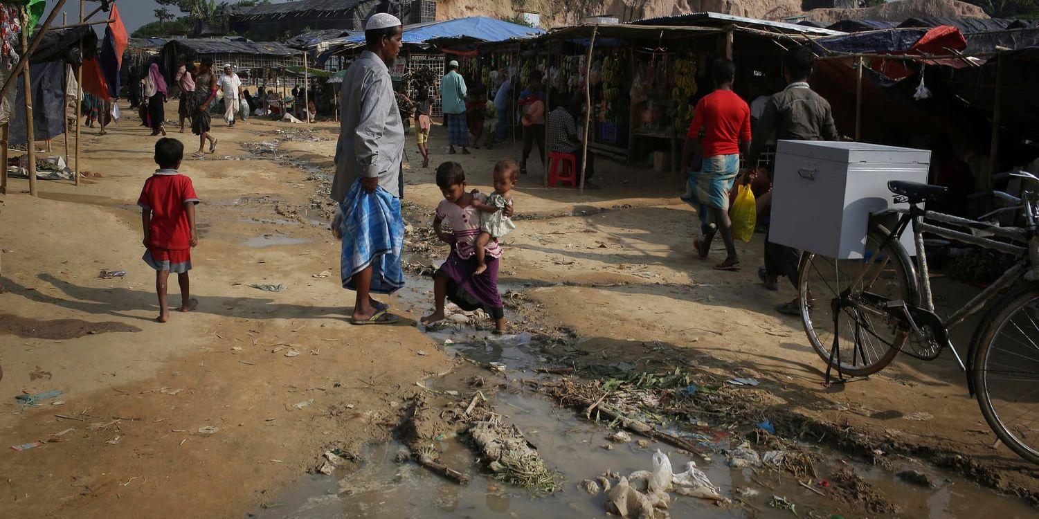 Rohingyer i ett flyktingläger i Bangladesh.