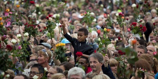 150 000 gick i Roståget i Oslo. En mycket liten del av befolkningen tycker som Breivik, och långt färre begår terrordåd.