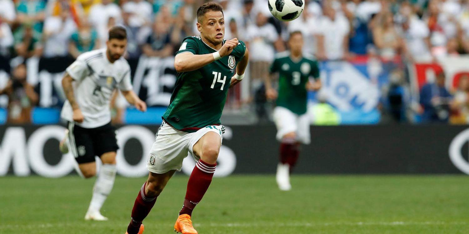 Javier Hernandez uppmanar de mexikanska fansen att sluta med homofobiska ramsor på läktaren.