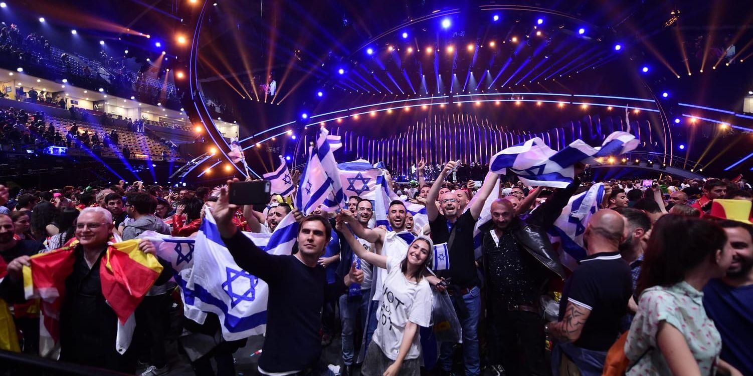 Israeliska fans firar Eurovisionsegern i Lissabon.