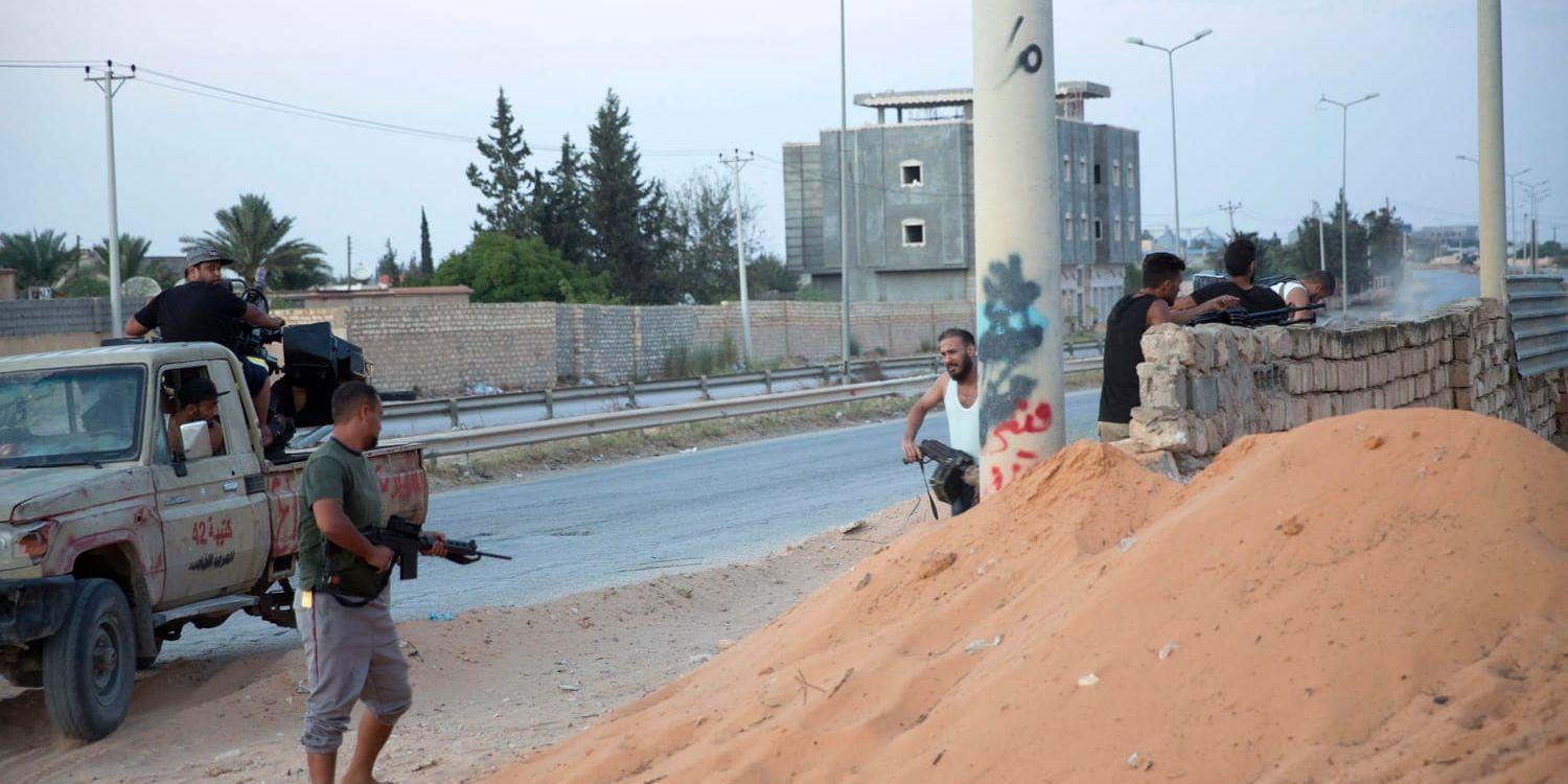 Olika styrkor kämpar om herraväldet i Libyen. Bild från Tripoli i september.