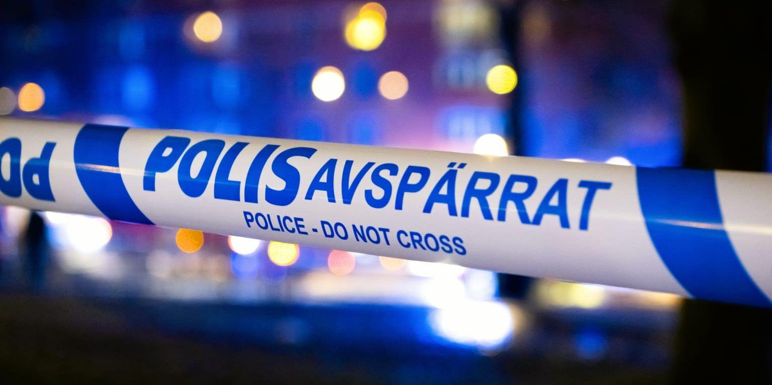 Alltså, övriga Sverige ska avstå sina poliser som det redan är ont om, för att det ska bli lugnt i storstan, skriver ”R2” apropå att fler poliser skickas till Stockholm.
