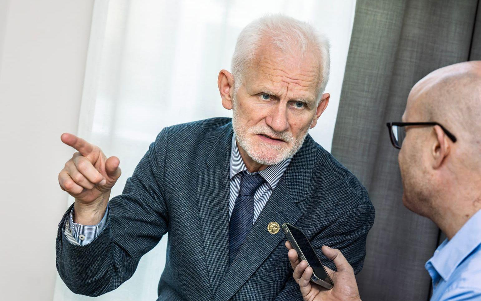 Den belarusiske människorättskämpen Ales Bjaljatski under ett besök i Stockholm i veckan.