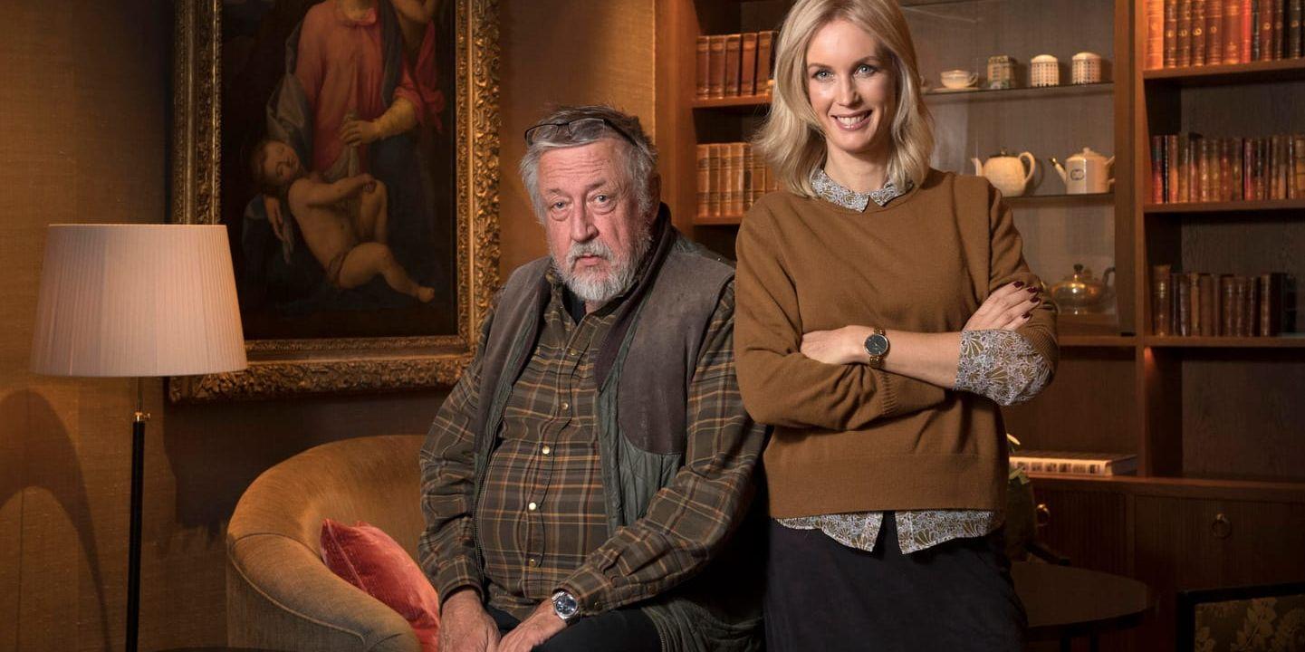 Leif GW Persson och Jenny Strömstedt blir kollegor i TV4:s nya satsning "Brottsjournalen". "Jag har alltid varit intresserad av människor när de är som sämst. Då säger de mer om sig själva än när de försöker hålla färgen eller i värsta fall vara goda", säger Leif GW Persson.