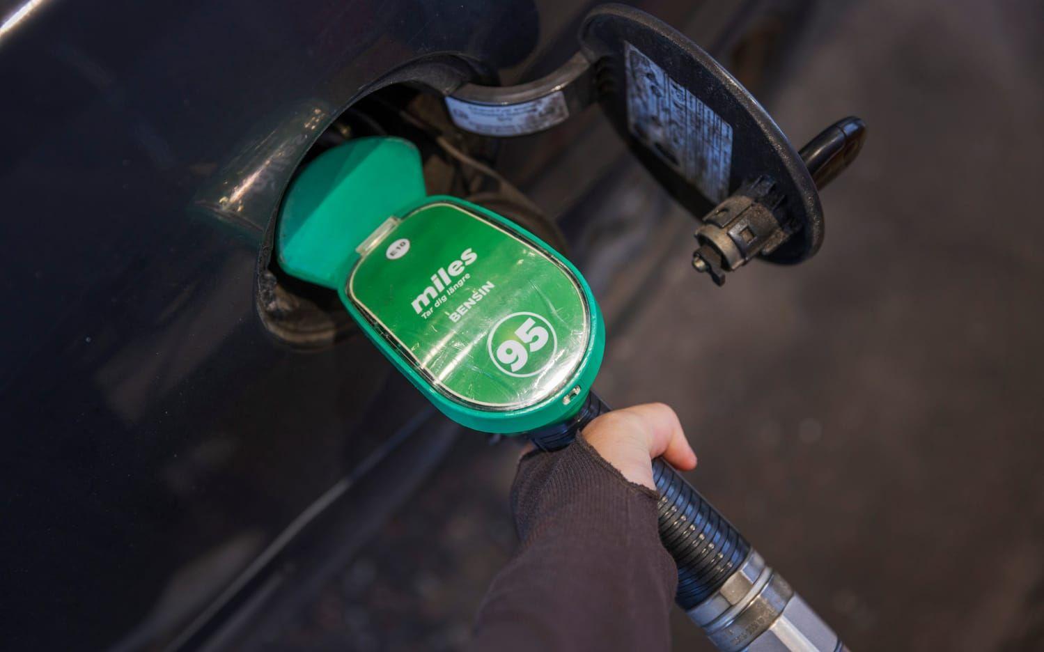 Risken för ransonering av olja eller andra ekonomiska konsekvenser ökar i takt med att kriget i Iran fortsätter. Arkivbild.