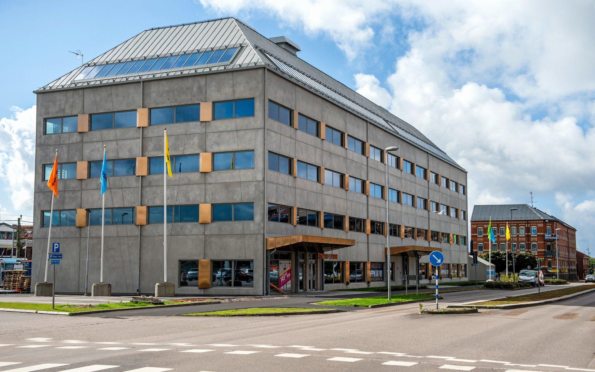Skanskas kontorshus vid Gamletullsgatan fick 2017 utmärkelsen Sveriges fulaste nybygge.