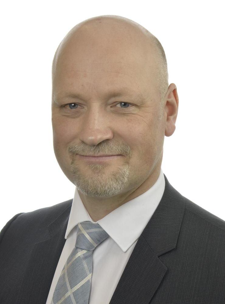 Daniel Bäckström (C) var frånvarande vid riksdagens votering om förslaget till differentierad skolpeng.