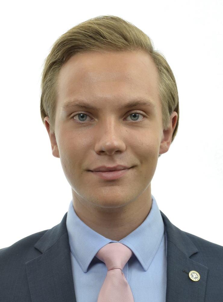 Tobias Andersson (SD) röstade nej till regeringens förslag om differentierad skolpeng.