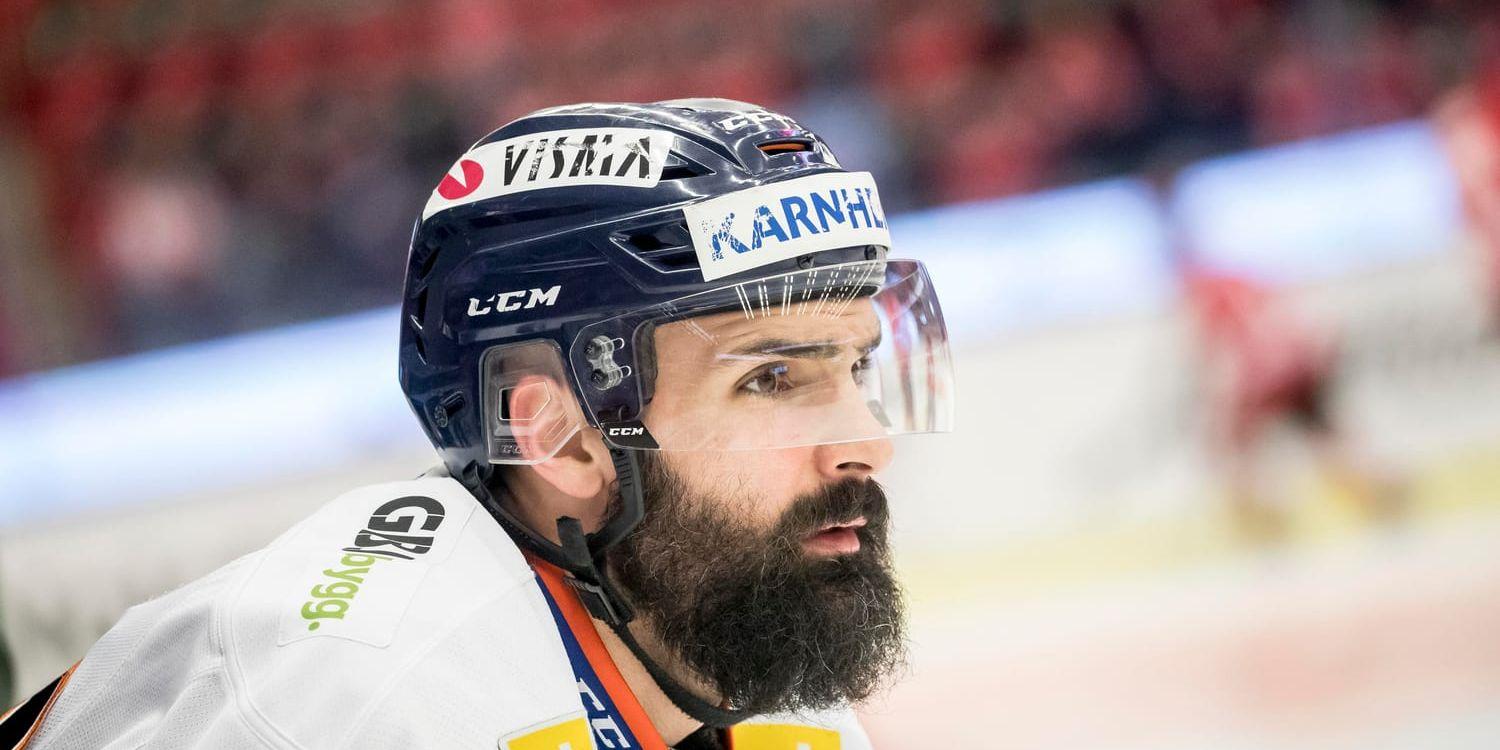 Tre Kronor-spelaren Linus Fröberg byter SHL-klubb, från Växjö till HV71. Arkivbild.