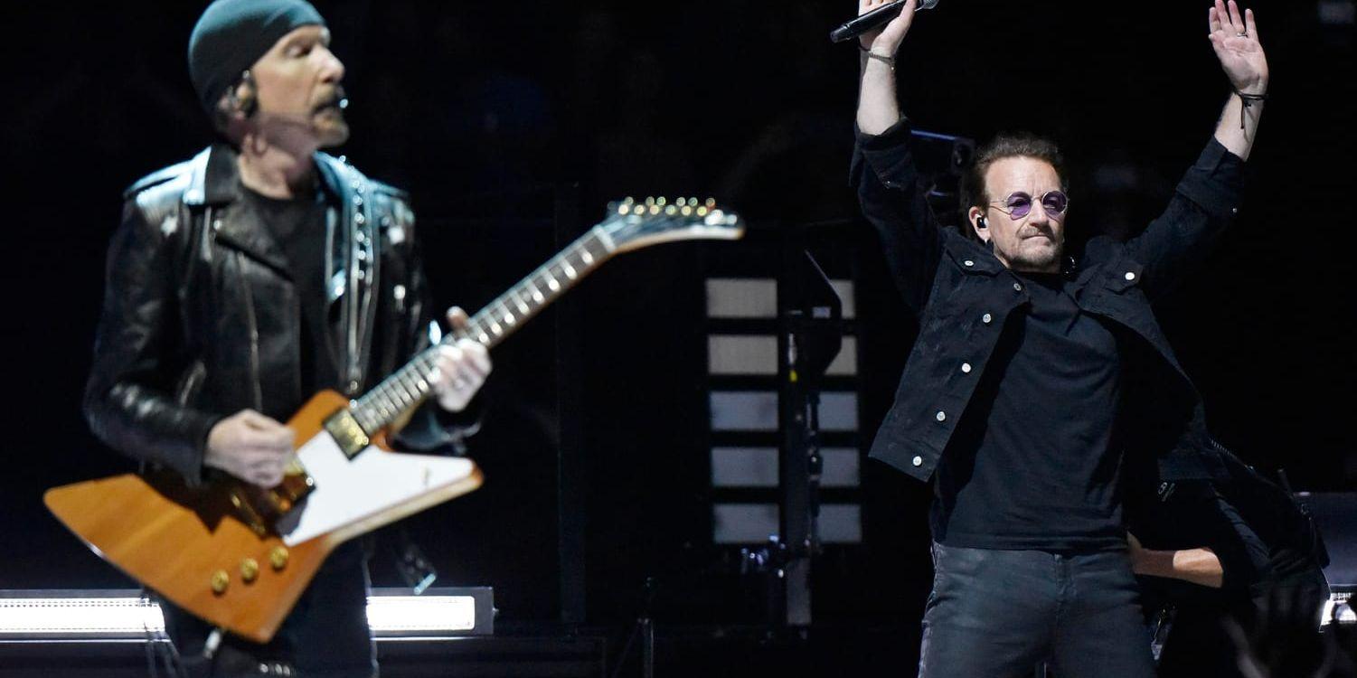 Bono och The Edge bjöd publiken på en raritet under en spelning i Dublin. Arkivbild.