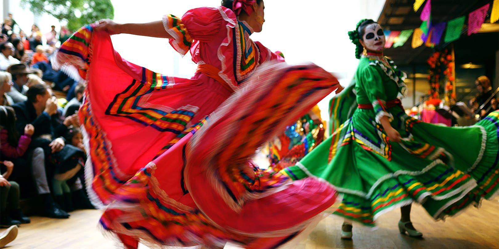 Ansiktsmålningar, färgglada klänningar och mariachi-band. Programmet för Día de Muertos på Världskulturmuseet är fullspäckat även i år. <em>Foto: Mattias Kästel</em>
