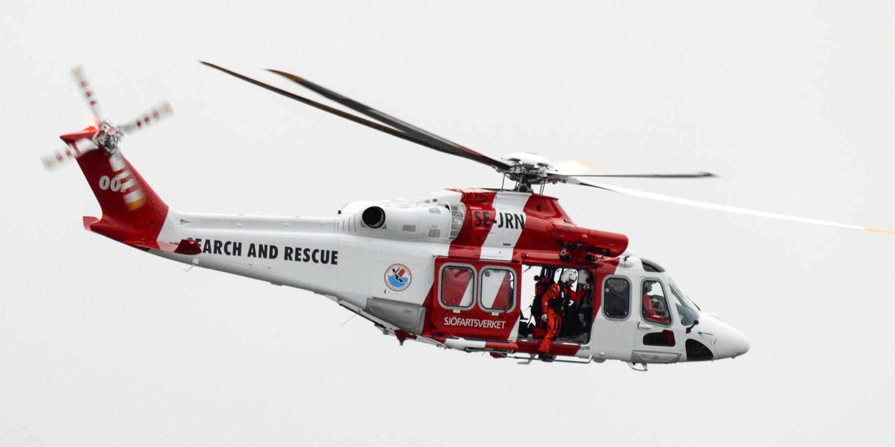 Sjöfartsverkets räddningshelikopter har fått rycka ut extra många gånger i sommar. Arkivbild.