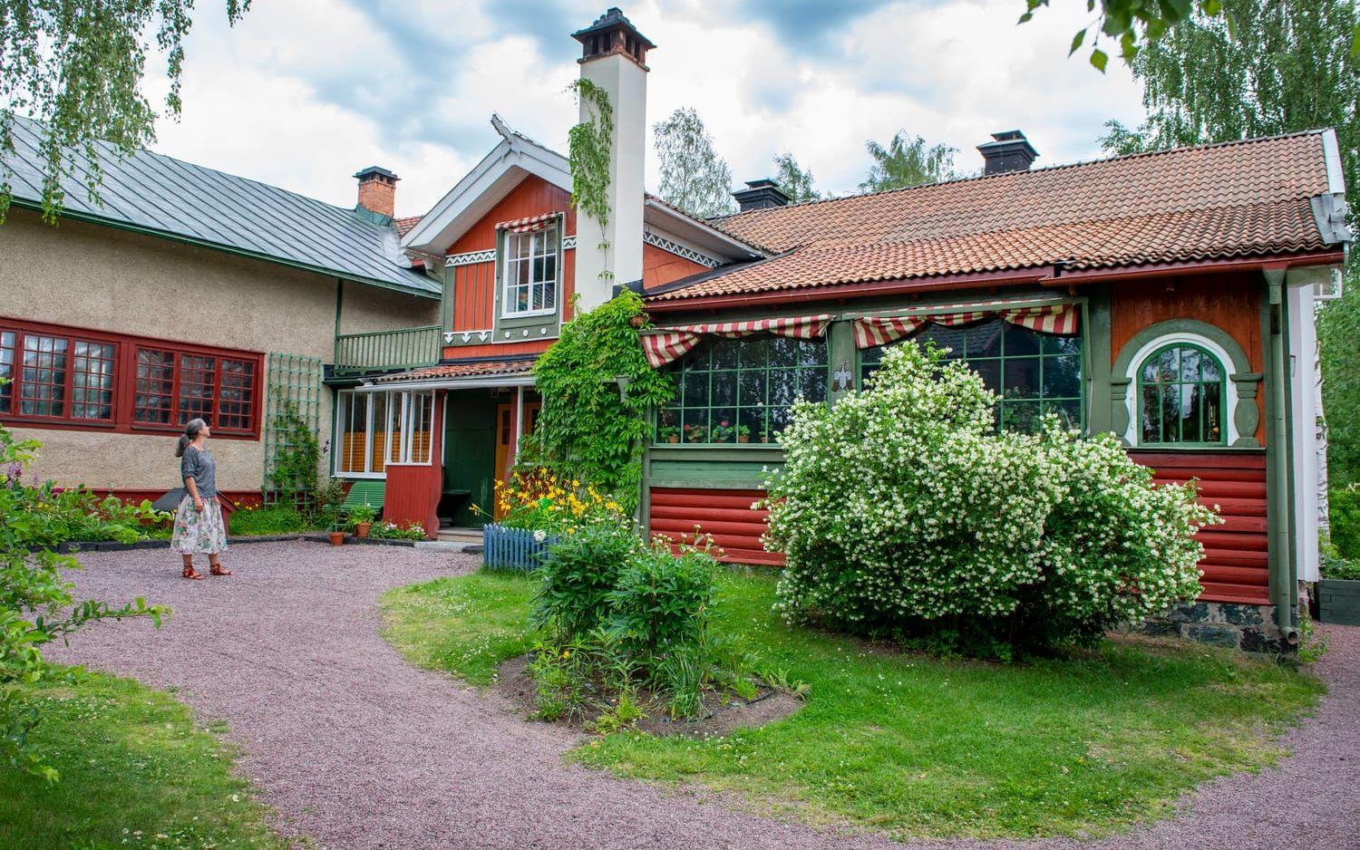 Carl Larsson-gården i Sundborn med stugan Lilla Hyttnäs, huset där konstnärsparet Carl och Karin Larsson levde och arbetade kring förra sekelskiftet.