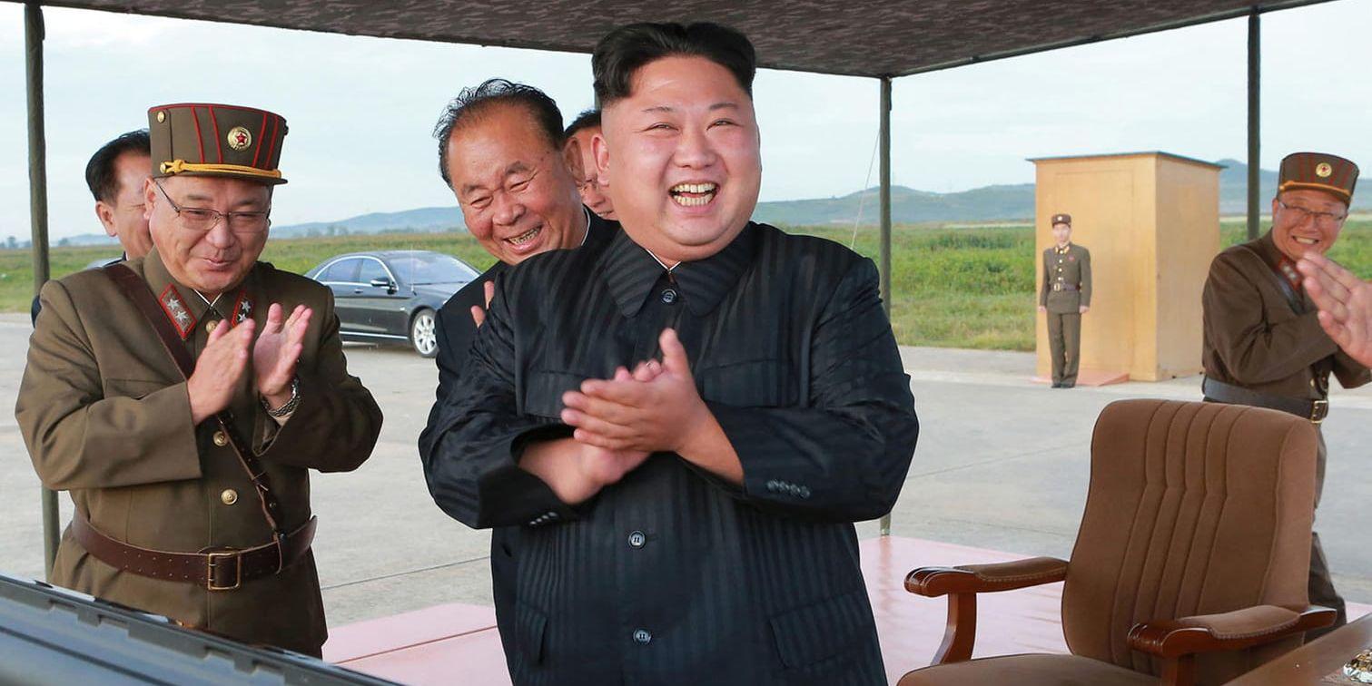 USA:s president Donald Trump kallar Nordkoreas diktator Kim Jong-Un för "Rocket man" på Twitter. Arkivbild.