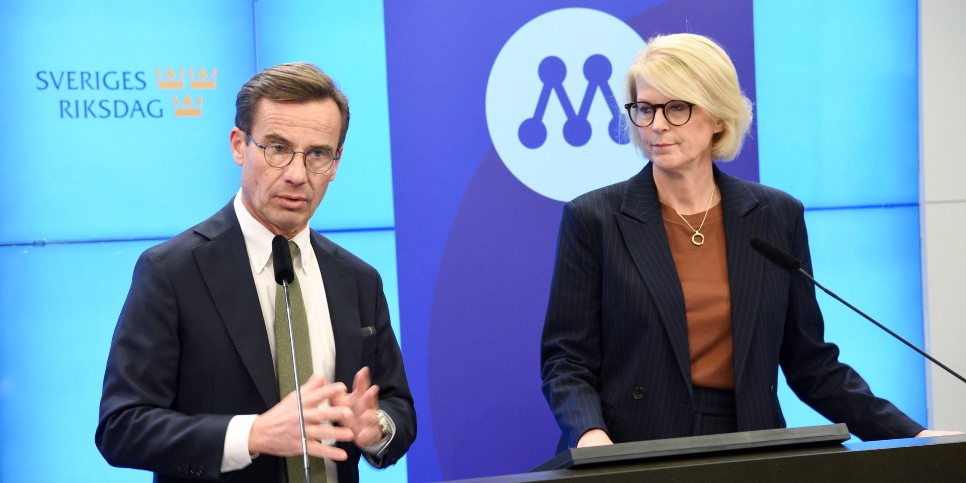 Moderaternas partiledare Ulf Kristersson och Moderaternas ekonomisk-politiska talesperson, Elisabeth Svantesson.