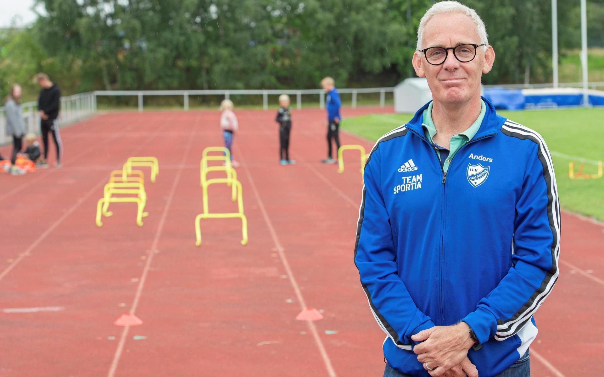 IFK Halmstad och ordförande Anders Svensson utökade årets skola från två till tre veckor då det var fler ungdomar som ville vara med. 