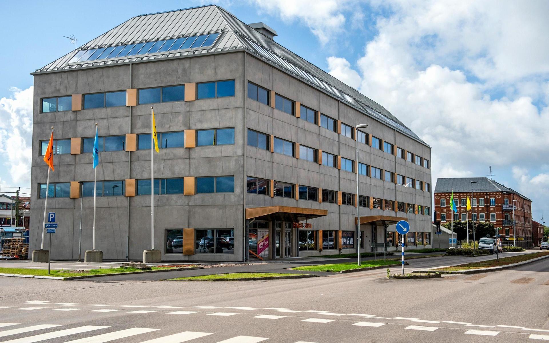 Kontorshuset vid Gamletullsgatan i Halmstad utsågs till Sveriges fulaste nyproduktion år 2017. 