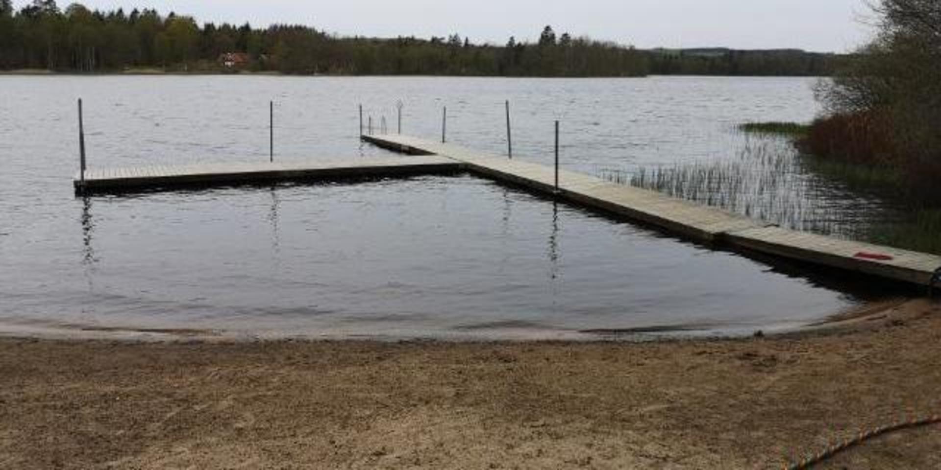Snart drar badsäsongen i gång. Sjöalts IF hoppas att Laholms kommun ska ta sitt ansvar och rusta upp badplatsen vid Sjöaltesjön.