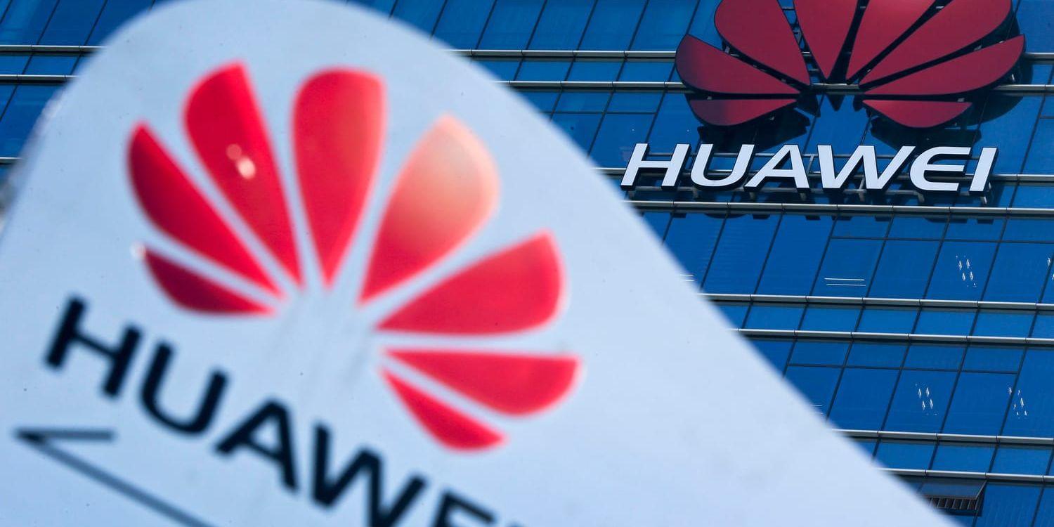 Att kinesiska Huawei förser britterna med 5G-nät oroar försvarsminister Gavin Williamson. Arkivbild.