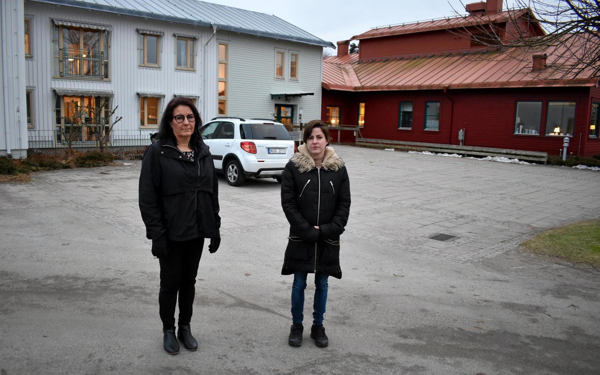 Lissi Hansen och Emelie Brüel är två av åtta medarbetare som ingår i natteamet på Sjölunda äldreboende i Torup. De är oroliga för att arbetsgivaren Hylte kommun kommer att slopa den så kallade tvättstugemodellen som har inneburit en stor möjlighet att påverka sitt eget schema.