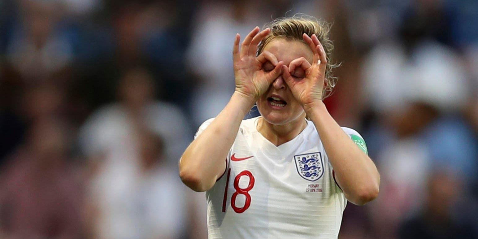 Ellen White firade sitt 2–0-mål mot Norge på sitt sedvanliga vis.