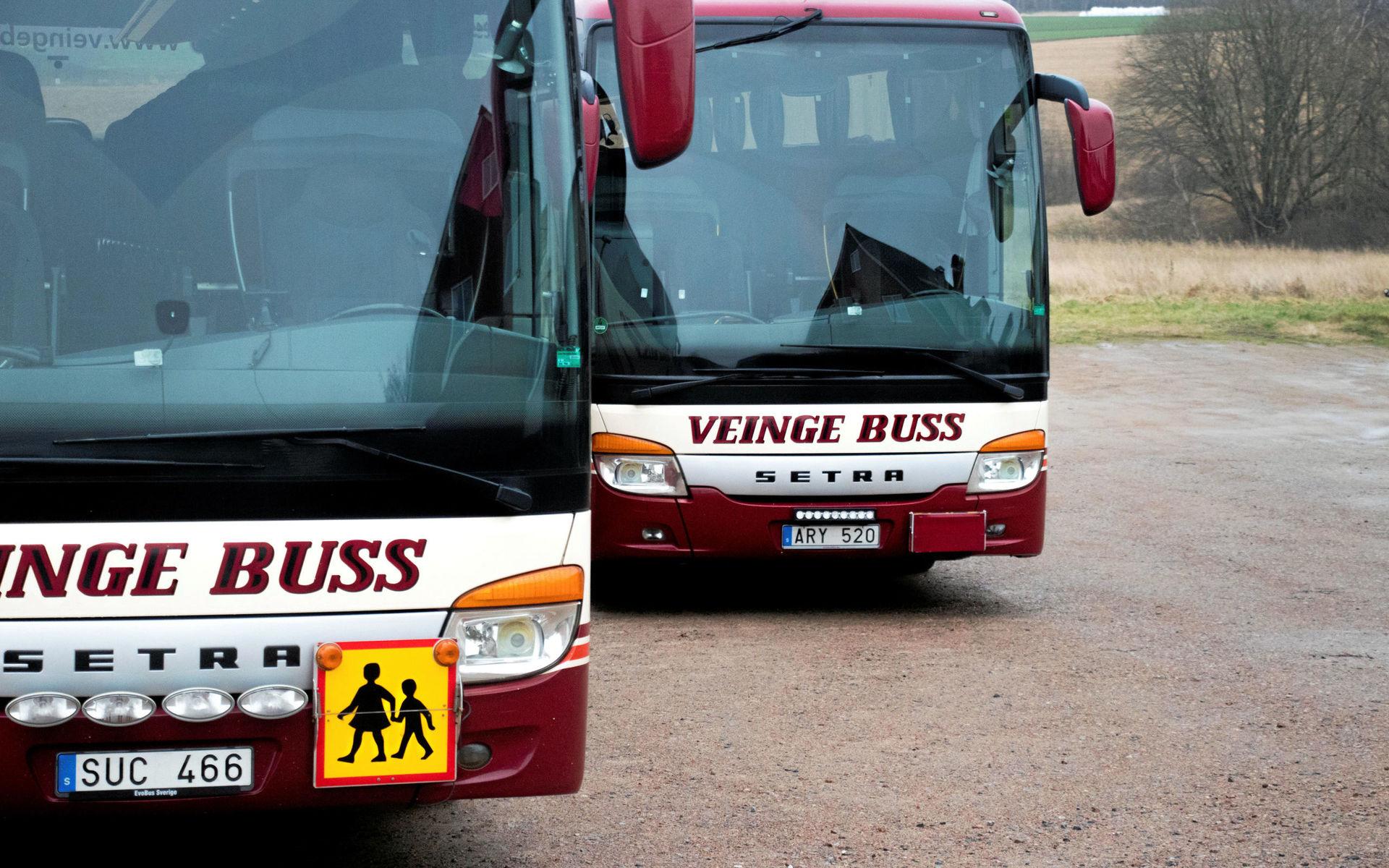 Veinge buss grundades 1927 och har hittills alltid hållit till på Veingevägen 24.