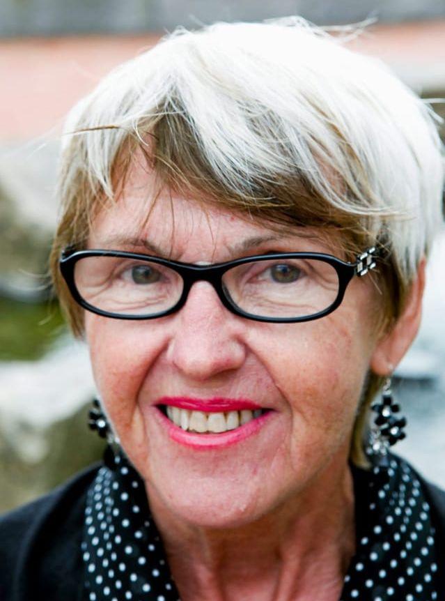 Även Ingeborg Oleni, ordförande i SPI Välfärden Laholm, blir utesluten.