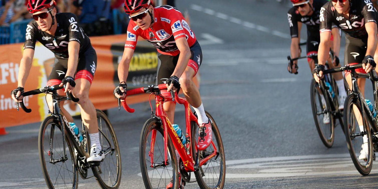 Chris Froome, i röd tröja, behövde inte förta sig på den sista etappen i Spanien runt.
