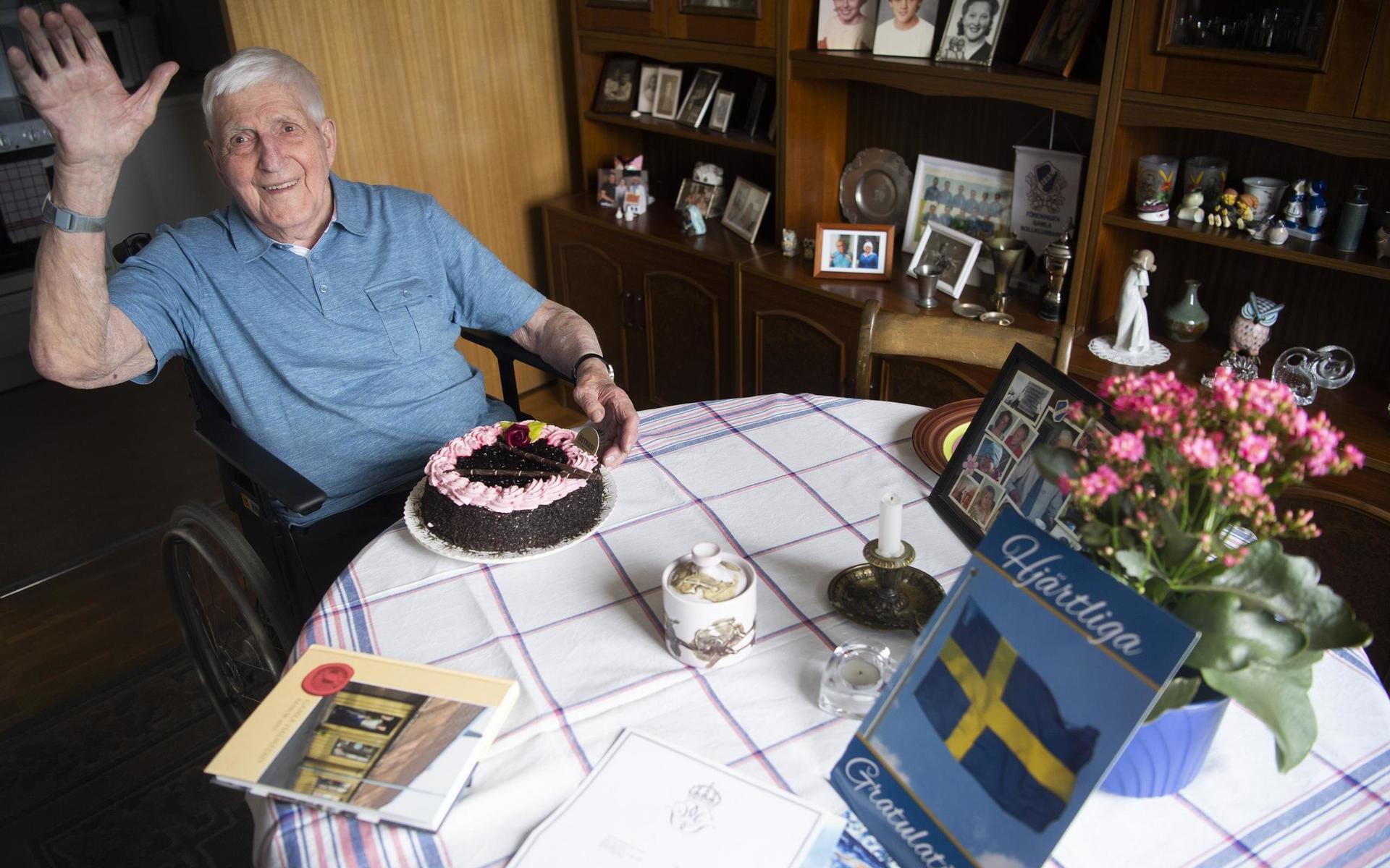 Hans Åkerlund - HBK:are och allsvenskans äldsta levande spelare fyller 100 år