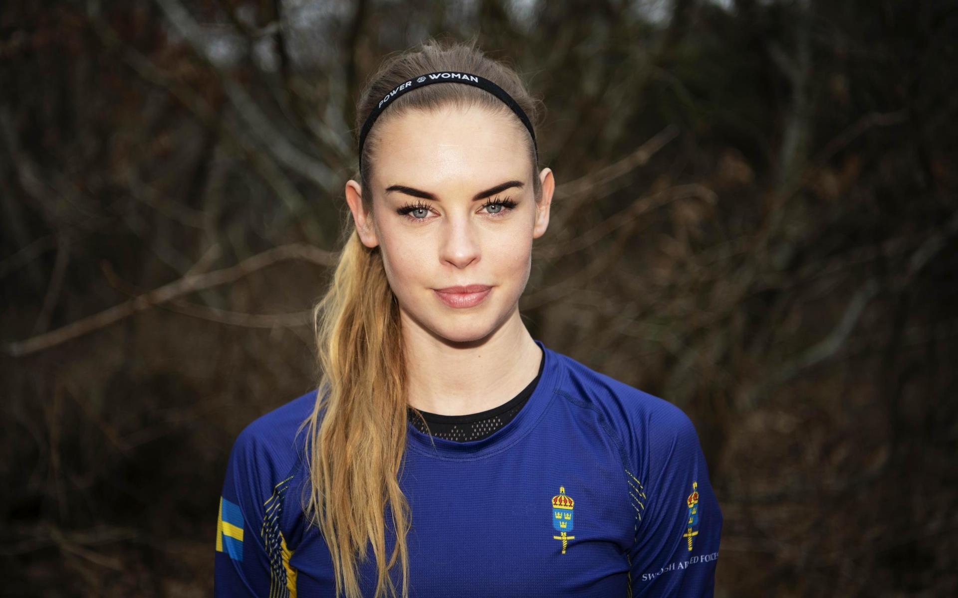 Jonna Hedbys Holmberg tränar 16–18 timmar i veckan.