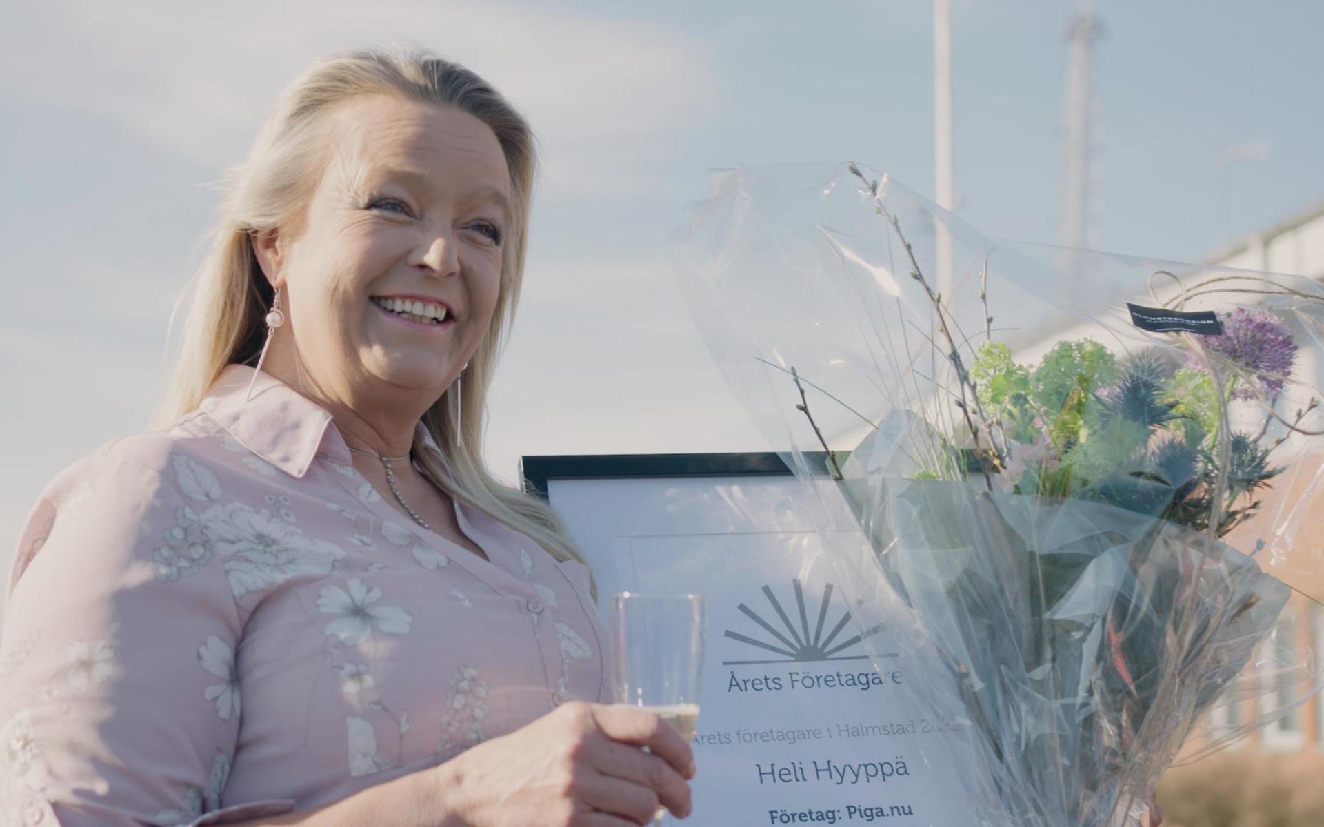 Heli Hyyppä, grundare av Piga.nu, har all anledning att vara bubblande glad efter att ha blivit utsedd till årets företagare i Halmstad.